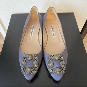 Authentic Manolo Blahnik Hangisi flats 37